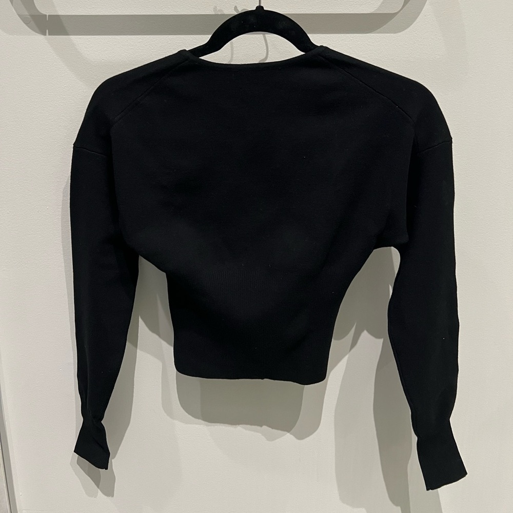 Aritzia (Wilfred) Black Golightly Button-Up Cardigan - Picture 3 of 5